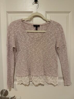 Jessica Simpson Mauve/ Cream V-Neck Sweater with Lace Hem